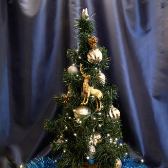 Светодиодная гирлянда FERON CL581 НИТЬ линейная 220V 2700K c питанием от сети Светодиодная гирлянда FERON CL581 НИТЬ линейная 220V 2700K c питанием от сети