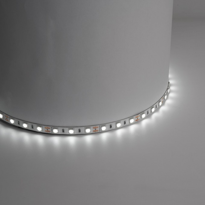 Светодиодная LED лента FERON LS607, 30SMD(5050)/м 7.2Вт/м 5м IP65 12V 6500К 27647 Светодиодная LED лента FERON LS607, 30SMD(5050)/м 7.2Вт/м 5м IP65 12V 6500К 27647